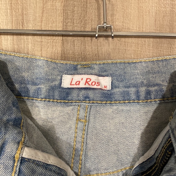 Trendy jean shorts from revolve - Picture 3 of 4